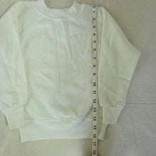 Load image into Gallery viewer, Vintage White Reglan Crewneck 5t
