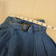 Load image into Gallery viewer, Vintage 90s Denim Pleated Skirt 4t
