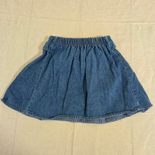 Load image into Gallery viewer, Vintage 90s Denim Pleated Skirt 4t
