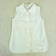 Load image into Gallery viewer, Vintage 70s Sleeveless Buttondown kids 6/7

