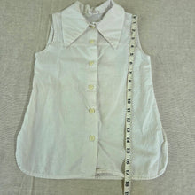 Load image into Gallery viewer, Vintage 70s Sleeveless Buttondown kids 6/7
