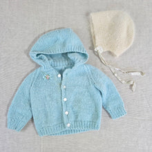 Load image into Gallery viewer, Vintage Blue Knit Sweater + Bonnet 3-6 months
