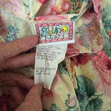 Load image into Gallery viewer, Vintage 90s Floral Cotton Dress 5t
