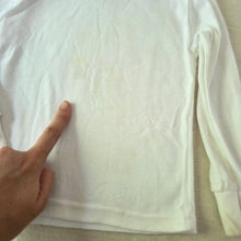 Load image into Gallery viewer, Vintage White Turleneck 3t/4t
