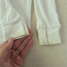 Load image into Gallery viewer, Vintage White Turleneck 3t/4t
