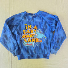 Load image into Gallery viewer, Vintage Aladdin Genie Crewneck 4t/5t
