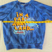 Load image into Gallery viewer, Vintage Aladdin Genie Crewneck 4t/5t
