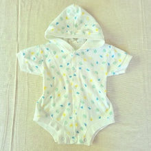 Load image into Gallery viewer, Vintage Seashell Pattern Hooded Romper 3-6 months
