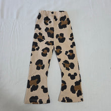 Load image into Gallery viewer, Minnie Mouse Leopard Flared Pants 3t

