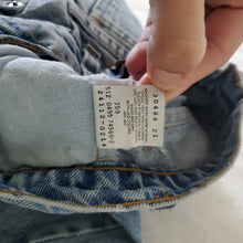 Load image into Gallery viewer, Vintage Levi's 550 Fit Jeans Orange Tab 4t/5t
