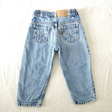Load image into Gallery viewer, Vintage Levi's 566 Fit Jeans Orange Tab 2t/3t
