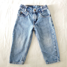 Load image into Gallery viewer, Vintage Levi's 566 Fit Jeans Orange Tab 2t/3t
