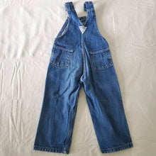 Load image into Gallery viewer, Vintage 70s/80s Oshkosh Denim Overalls 3t
