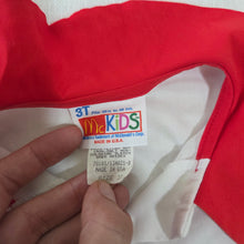 Load image into Gallery viewer, Vintage McKids Crayon Applique Buttondown 2t
