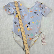 Load image into Gallery viewer, Vintage Deadstock Seashells Fitted Bodysuit 5t/6
