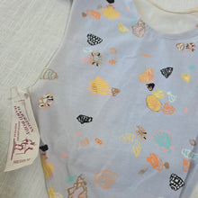 Load image into Gallery viewer, Vintage Deadstock Seashells Fitted Bodysuit 5t/6
