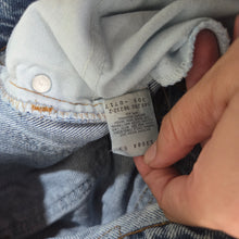 Load image into Gallery viewer, Vintage Levi's Jeans Orange Tab kids 10
