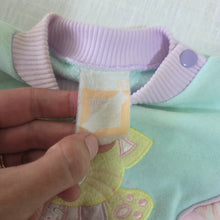 Load image into Gallery viewer, Vintage Kitty Pastel Color Block Sweater 3-6 months
