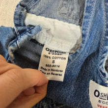 Load image into Gallery viewer, Vintage 90s Oshkosh Denim Overalls 3 months
