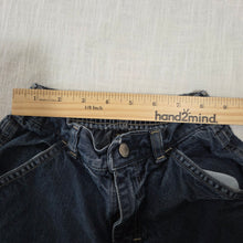 Load image into Gallery viewer, Vintage Oshkosh Jeans 5t
