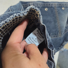 Load image into Gallery viewer, Vintage Oshkosh Jeans 5t
