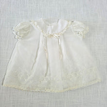 Load image into Gallery viewer, Vintage Cream Detailed Dress 3-6 months
