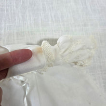Load image into Gallery viewer, Vintage Cream Detailed Dress 3-6 months
