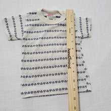 Load image into Gallery viewer, Vintage Heart Pattern Shirt 6-12 months
