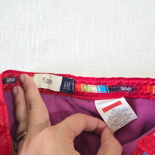 Load image into Gallery viewer, Vintage Gap '04 Flared Snow Pants kids 6
