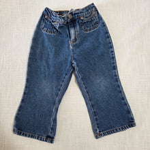 Load image into Gallery viewer, Vintage Flared Jeans 24 months
