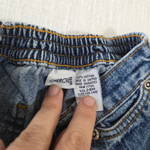 Load image into Gallery viewer, Vintage Flared Jeans 24 months
