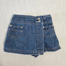 Load image into Gallery viewer, Vintage Denim Skort 2t
