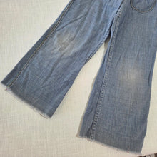 Load image into Gallery viewer, Vintage 70s Oshkosh Flared Overalls 5t/6
