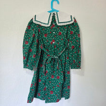Load image into Gallery viewer, Vintage Polly Flinders Smocked Poinsettia Dress kids 8
