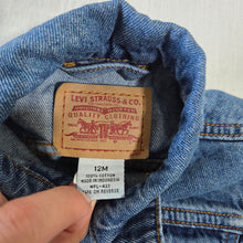 Load image into Gallery viewer, Vintage Levi's Jean Jacket 12 months
