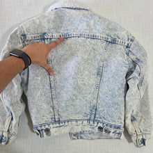 Load image into Gallery viewer, Vintage Levi's Sherpa Acid Jean Coat kids 8/10
