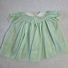 Load image into Gallery viewer, Vintage 70s Polly Flinders Smocked Tunic 18 months
