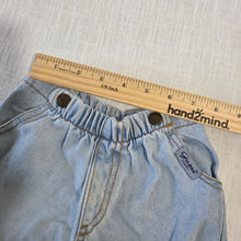 Load image into Gallery viewer, Vintage Guess Light Wash Jeans 6-9 months
