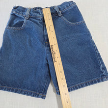 Load image into Gallery viewer, Vintage Guess Jean Shorts kids 6
