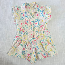Load image into Gallery viewer, Vintage Colorful Daisy Romper 3t/4t
