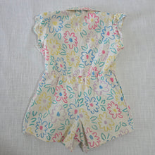 Load image into Gallery viewer, Vintage Colorful Daisy Romper 3t/4t
