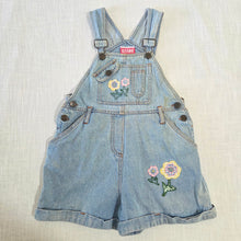 Load image into Gallery viewer, Vintage Gitano Flower Denim Shortalls 5t
