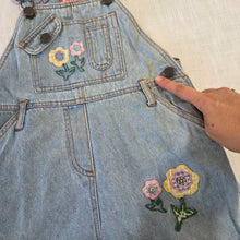 Load image into Gallery viewer, Vintage Gitano Flower Denim Shortalls 5t
