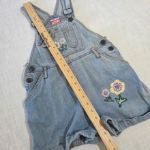Load image into Gallery viewer, Vintage Gitano Flower Denim Shortalls 5t

