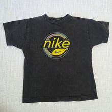Load image into Gallery viewer, Vintage Nike Black Cotton Tee 5t
