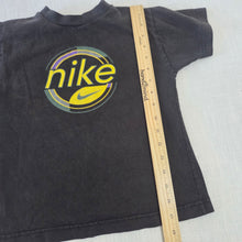 Load image into Gallery viewer, Vintage Nike Black Cotton Tee 5t
