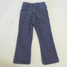 Load image into Gallery viewer, Vintage 70s Soft Jeans 5t
