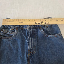 Load image into Gallery viewer, Vintage Levi's 566 Jeans Orange Tab kids 7
