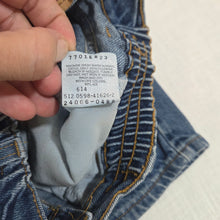 Load image into Gallery viewer, Vintage Levi's 566 Jeans Orange Tab kids 7
