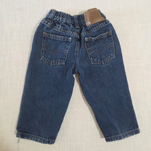Load image into Gallery viewer, Y2k Levi's Blue Jeans 12 months

